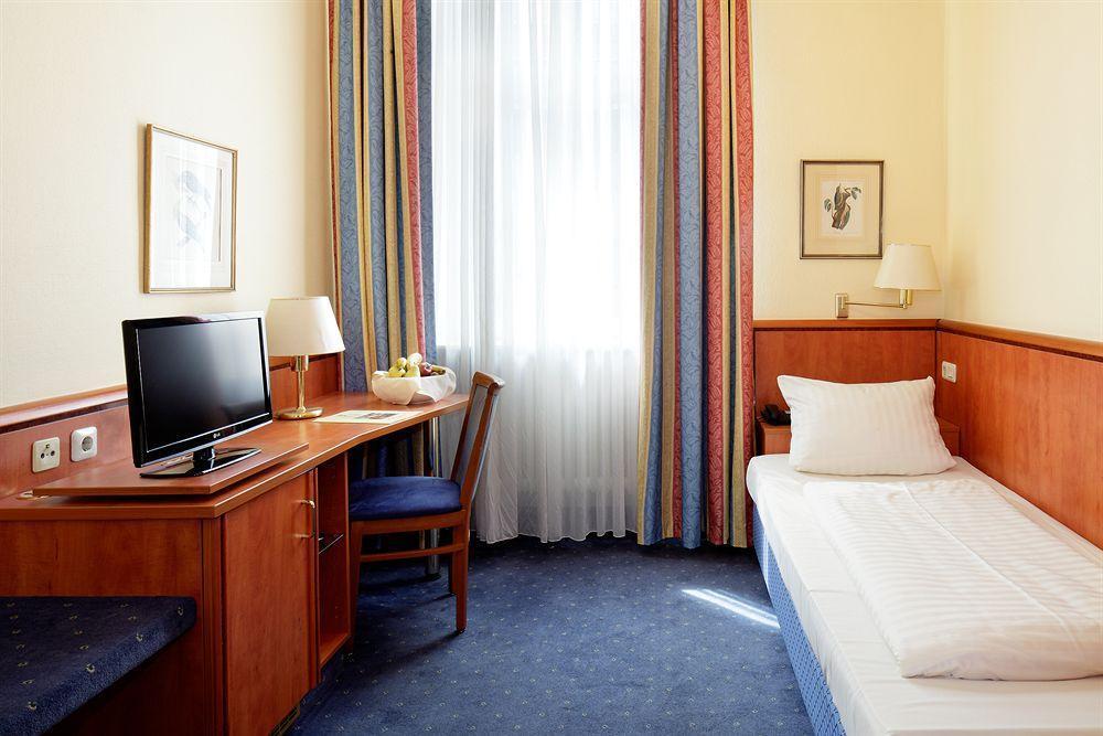Centro Hotel National Frankfurt City, Trademark Collection By Wyndham Frankfurt am Main Ngoại thất bức ảnh